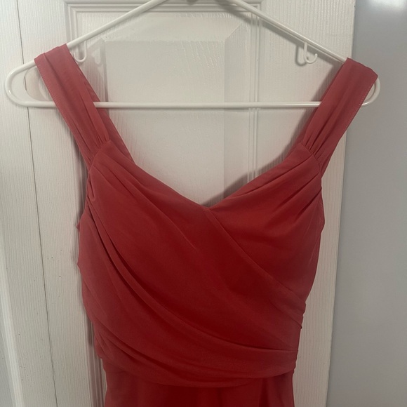 Express Dress - Picture 4 of 10